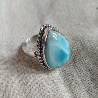 Серебряное кольцо с большим голубым ларимаром